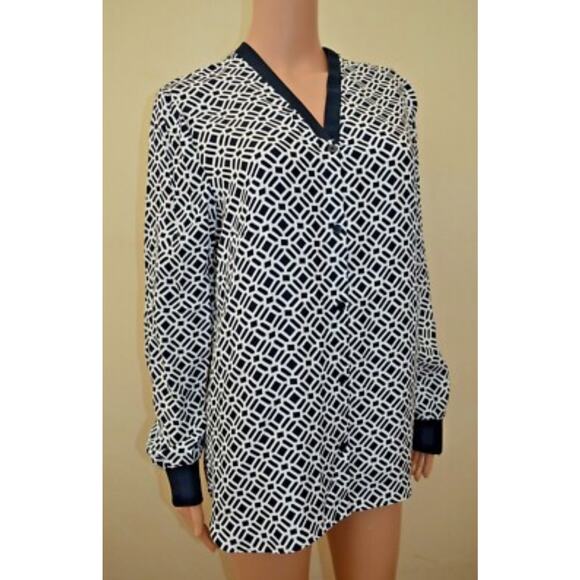 Autograph Marks & Spencer Navy and White Geometric Print V Neck Blouse size 14 - Picture 8 of 8